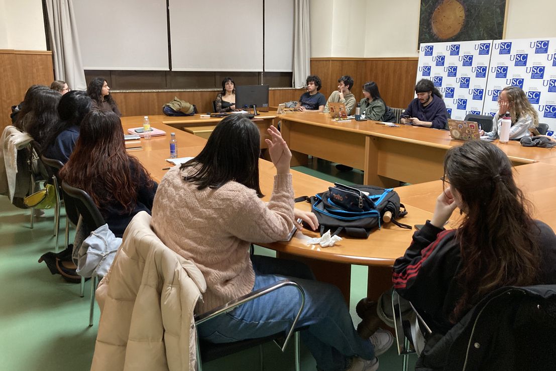 Proyección y debate de Seantience en la Facultad de Filosofía de la Universidad de Santiago de Compostela